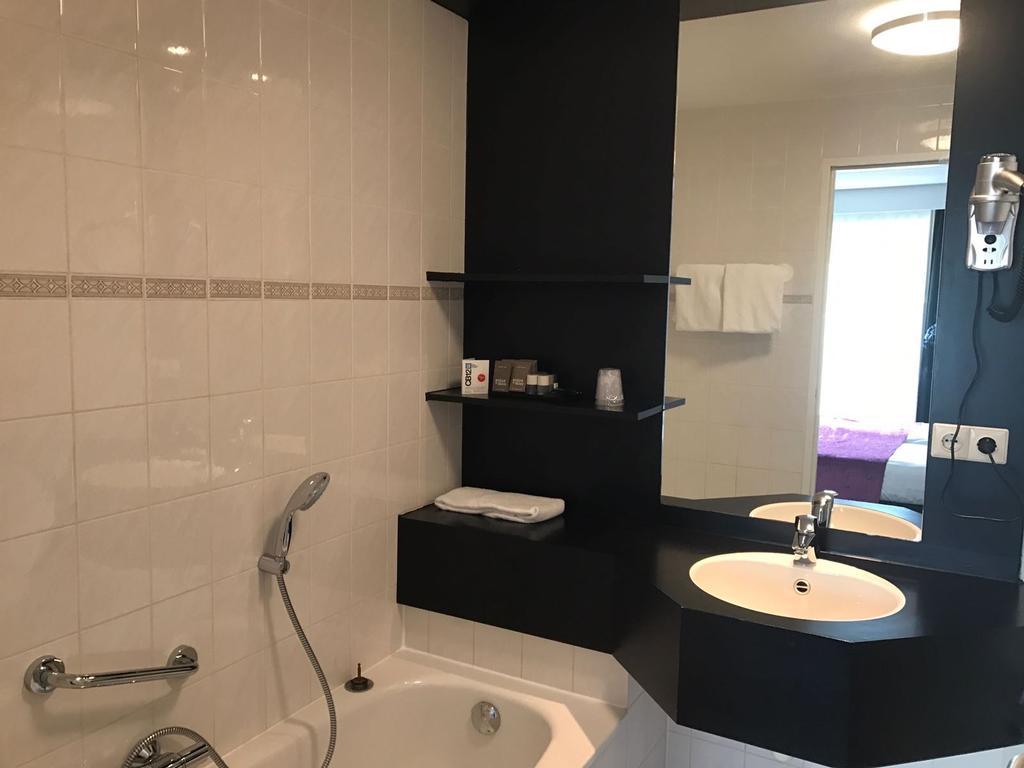 Van Der Valk Purmerend 쥐두스빔스터 외부 사진